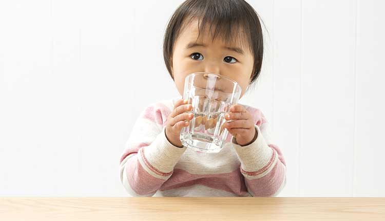 水道水の成分って 硬度を測って水質をチェック ハミングウォーター 水道水がおいしく飲める浄水型ウォーターサーバー 水道水補填式